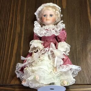 FINAL SALE PRICE Old Fashion Victorian Doll